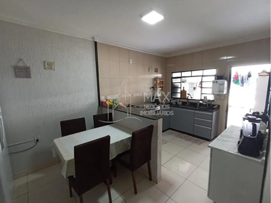 Foto 1 de Casa com 3 Quartos à venda, 120m² em Jardim Europa, Uberlândia