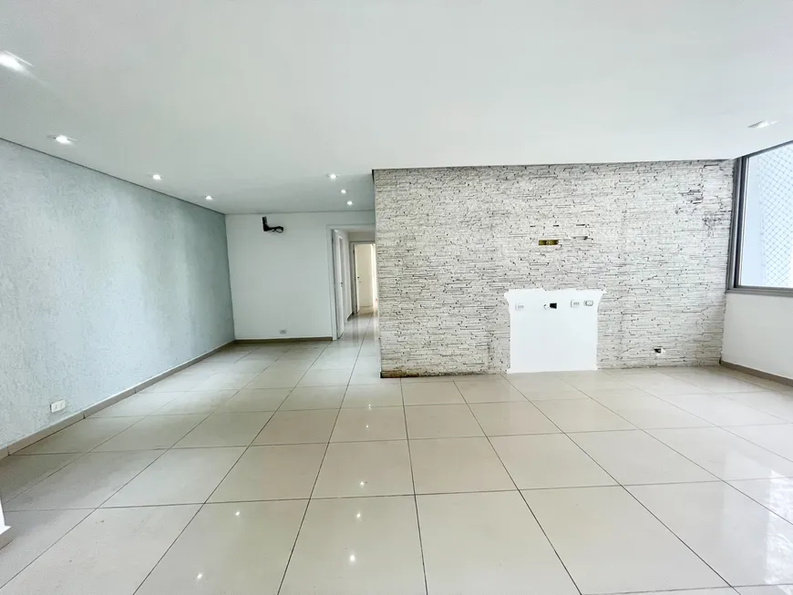 Foto 1 de Apartamento com 3 Quartos à venda, 128m² em Vila Nova Conceição, São Paulo