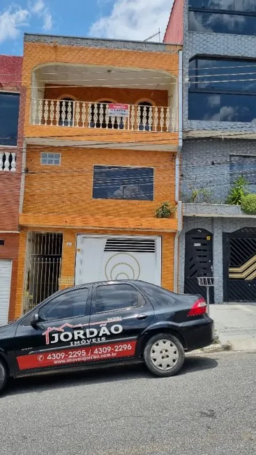 Foto 1 de Sobrado com 4 Quartos à venda, 200m² em Jardim Zaira, Mauá