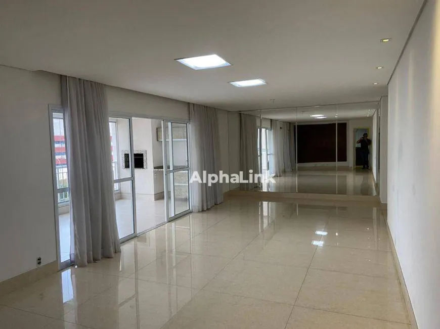 Foto 1 de Apartamento com 3 Quartos à venda, 158m² em Alphaville, Santana de Parnaíba