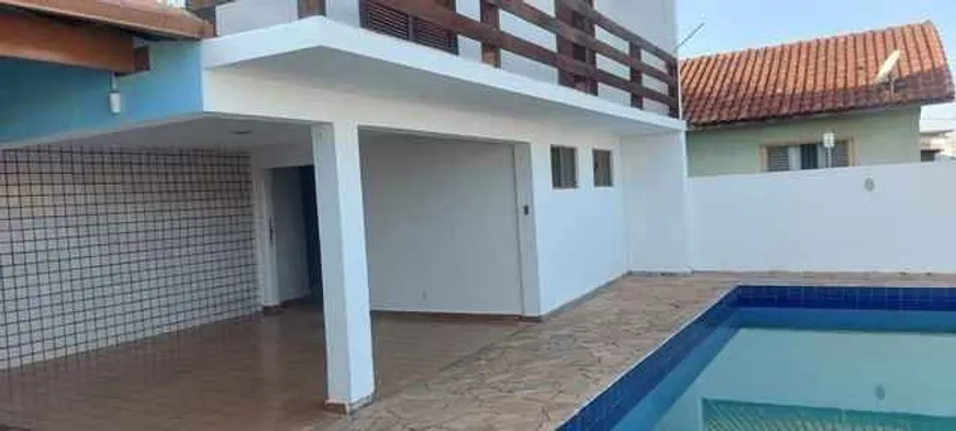 Foto 1 de Casa com 4 Quartos à venda, 400m² em Vila São João da Boa Vista, Bauru