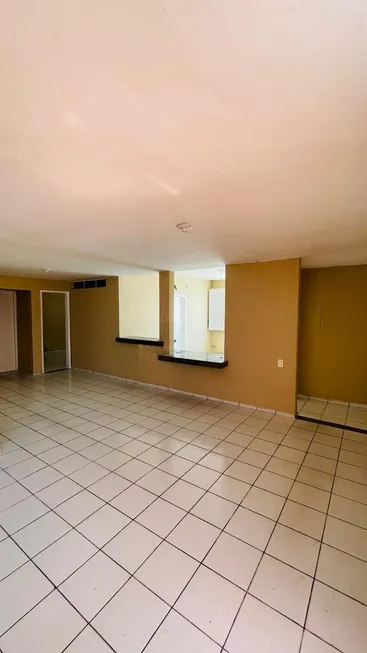 Foto 1 de Casa com 6 Quartos para alugar, 800m² em Centro, Teresina