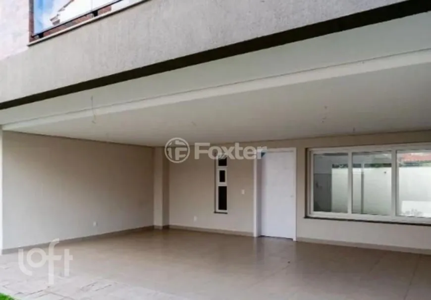 Foto 1 de Casa de Condomínio com 3 Quartos à venda, 306m² em Vila Assunção, Porto Alegre