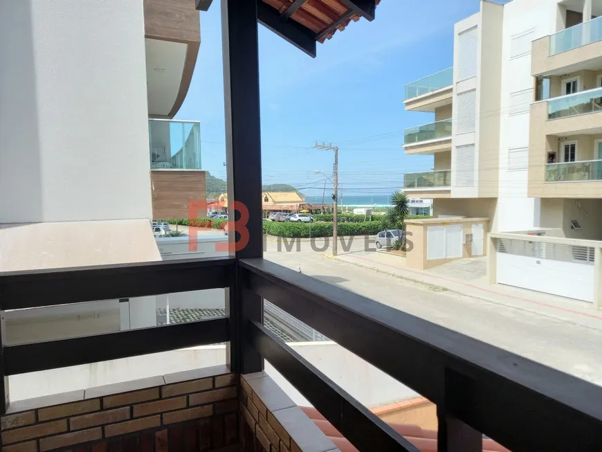 Foto 1 de Casa com 3 Quartos para alugar, 150m² em Praia de Mariscal, Bombinhas
