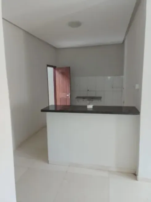 Foto 1 de Casa com 2 Quartos à venda, 50m² em Vila Canária, Salvador