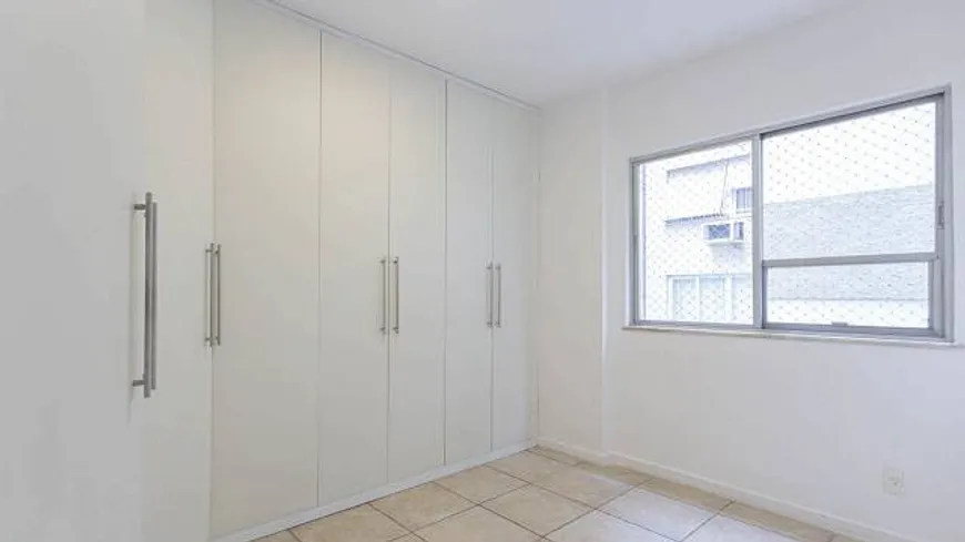 Foto 1 de Apartamento com 2 Quartos à venda, 80m² em Lagoa, Rio de Janeiro