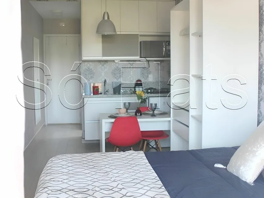 Foto 1 de Apartamento com 1 Quarto para alugar, 29m² em Granja Viana, Cotia