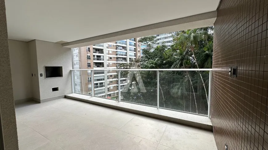 Foto 1 de Apartamento com 4 Quartos à venda, 160m² em América, Joinville