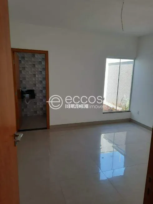 Foto 1 de Casa com 2 Quartos à venda, 78m² em Shopping Park, Uberlândia