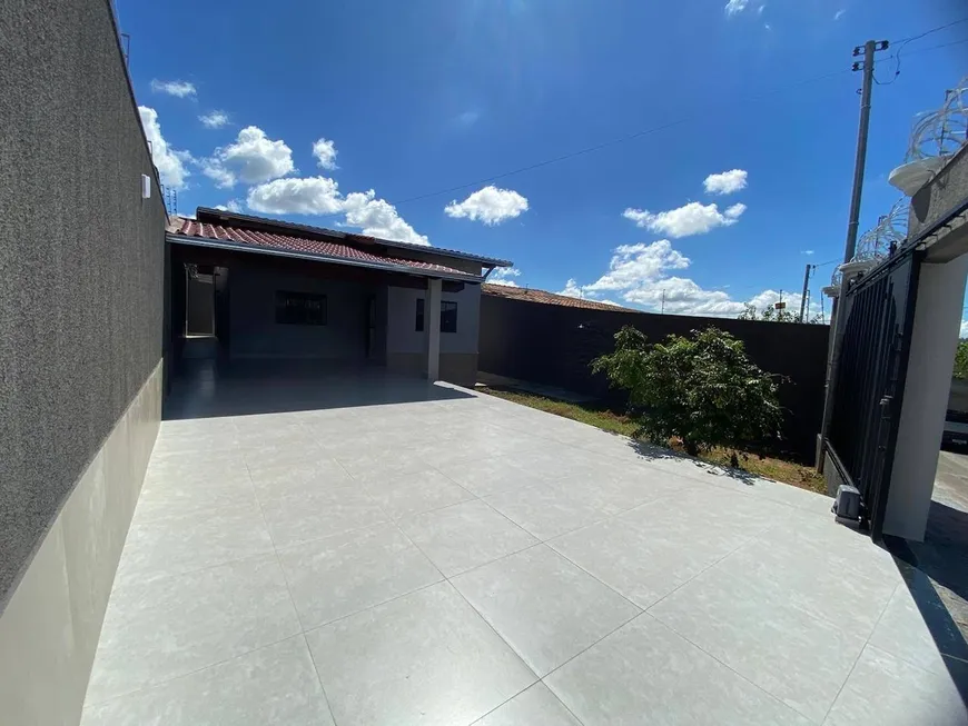 Foto 1 de Casa com 3 Quartos à venda, 147m² em Setor Residencial das Rosas, Anápolis