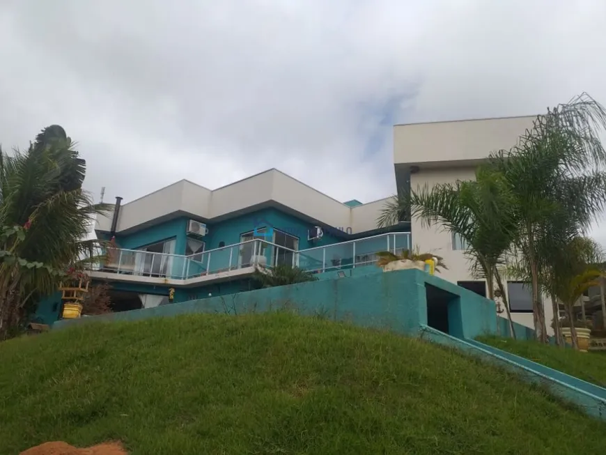 Foto 1 de Casa de Condomínio com 4 Quartos à venda, 250m² em Centro , Joanópolis