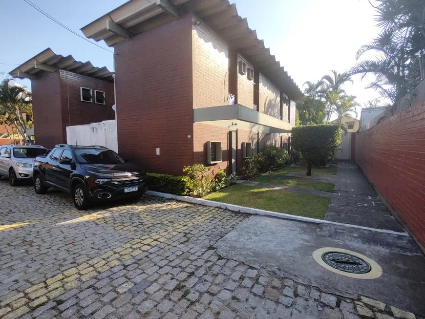 Foto 1 de Casa de Condomínio com 3 Quartos à venda, 88m² em Portinho, Cabo Frio