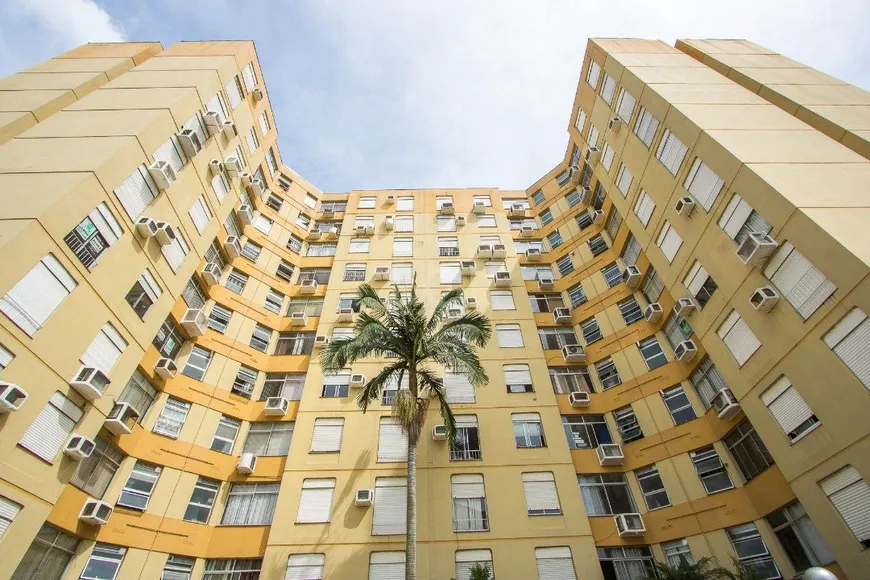 Foto 1 de Apartamento com 2 Quartos à venda, 60m² em Cristal, Porto Alegre