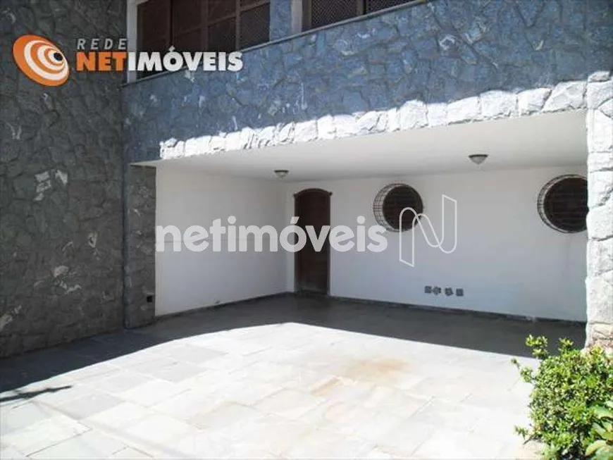 Foto 1 de Casa com 5 Quartos à venda, 416m² em Santa Efigênia, Belo Horizonte