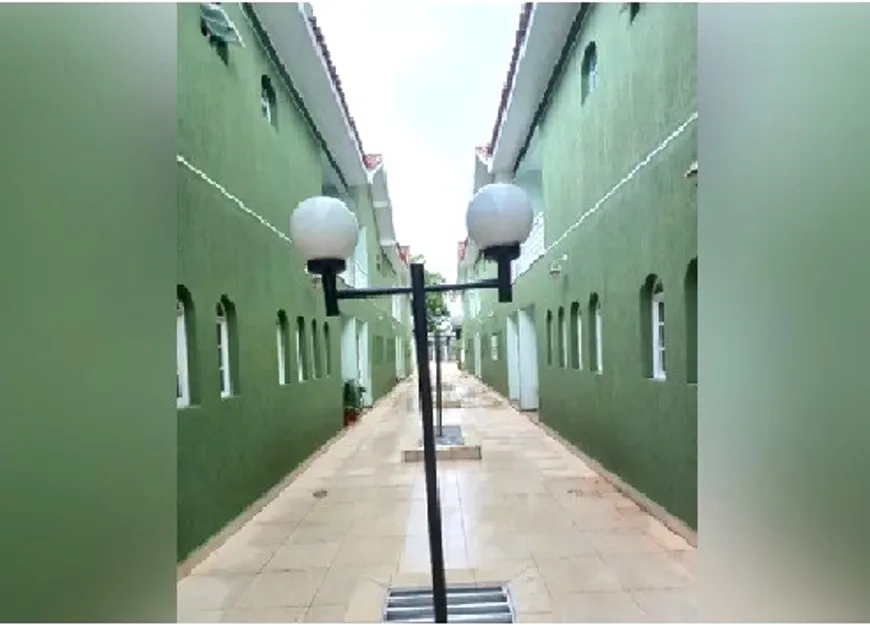 Foto 1 de Casa de Condomínio com 3 Quartos à venda, 220m² em Vila Santos, São Paulo