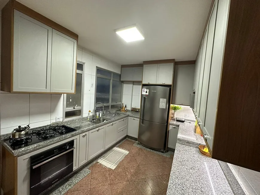 Foto 1 de Apartamento com 3 Quartos à venda, 216m² em Quilombo, Cuiabá