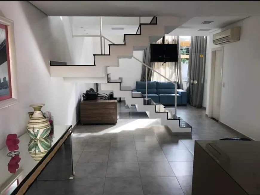 Foto 1 de Casa com 2 Quartos à venda, 218m² em Santa Rosa, Cuiabá
