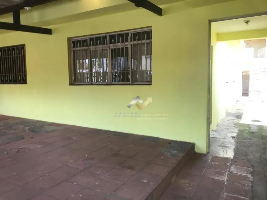 Foto 1 de Casa com 2 Quartos à venda, 150m² em Vera Cruz, São Paulo