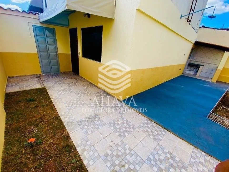 Foto 1 de Casa com 2 Quartos à venda, 90m² em Candelaria, Belo Horizonte