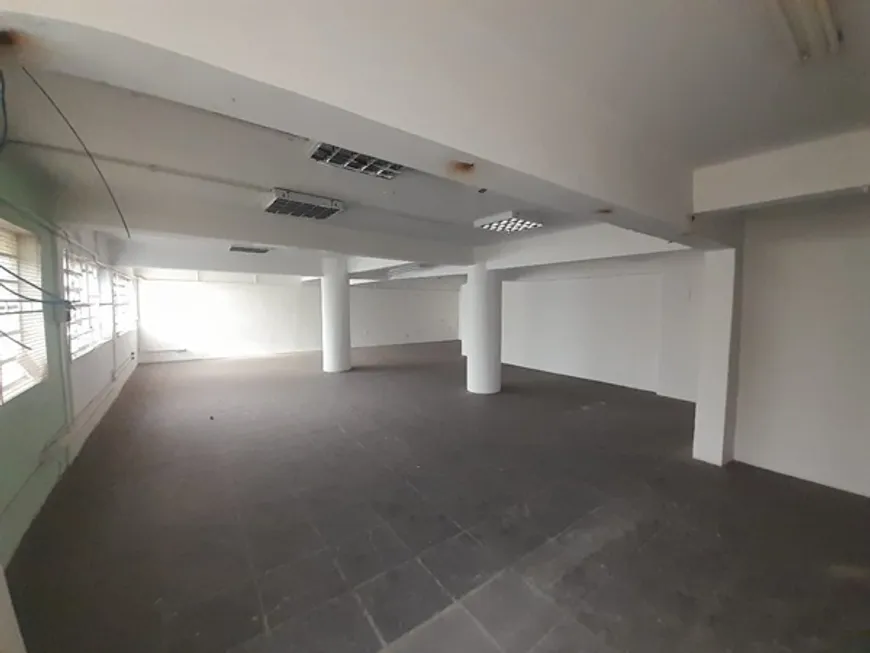 Foto 1 de Sala Comercial para alugar, 380m² em Rio Branco, Porto Alegre