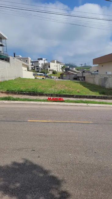 Foto 1 de Lote/Terreno à venda, 280m² em Condomínio Residencial Mantiqueira, São José dos Campos