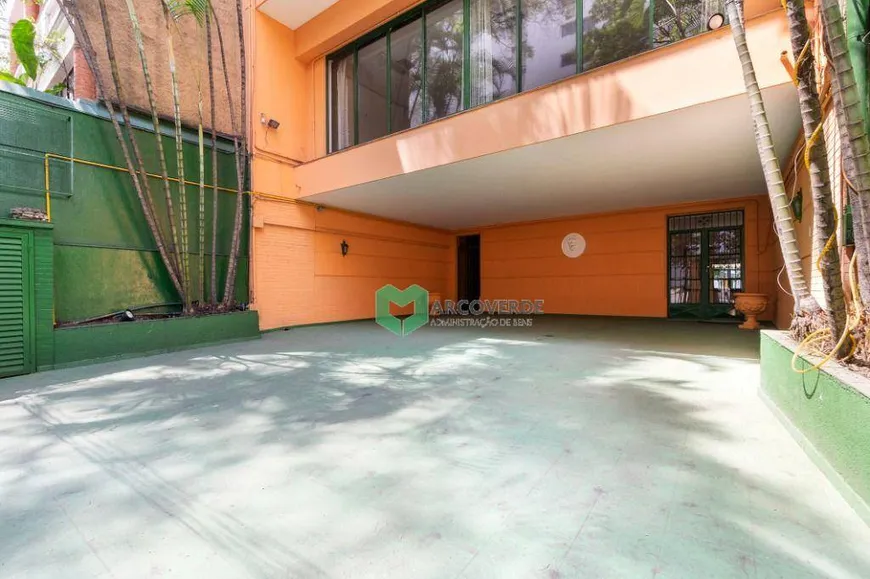 Foto 1 de Casa com 3 Quartos à venda, 591m² em Jardim Paulista, São Paulo