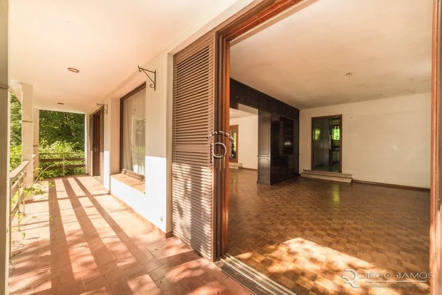 Foto 1 de Casa com 3 Quartos à venda, 450m² em Vila Conceição, Porto Alegre