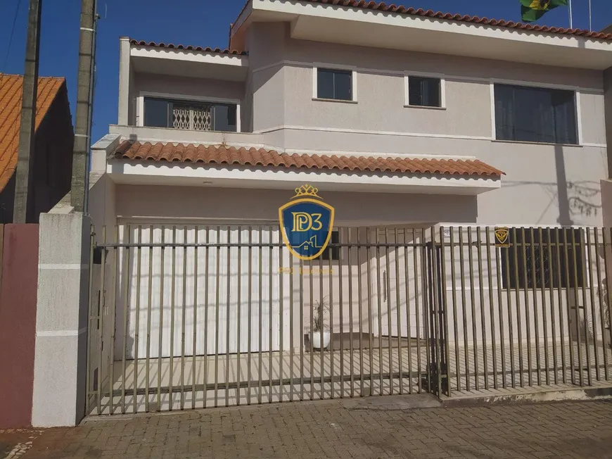 Foto 1 de Casa com 3 Quartos para alugar, 156m² em Oficinas, Ponta Grossa