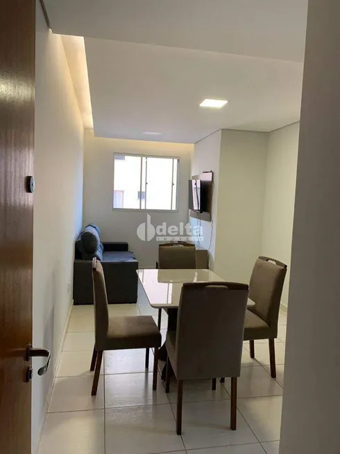 Foto 1 de Apartamento com 2 Quartos à venda, 48m² em Jardim Célia, Uberlândia