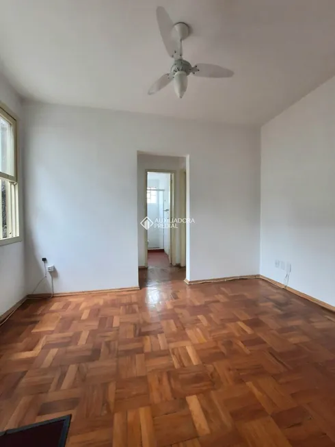 Foto 1 de Apartamento com 2 Quartos à venda, 52m² em Petrópolis, Porto Alegre