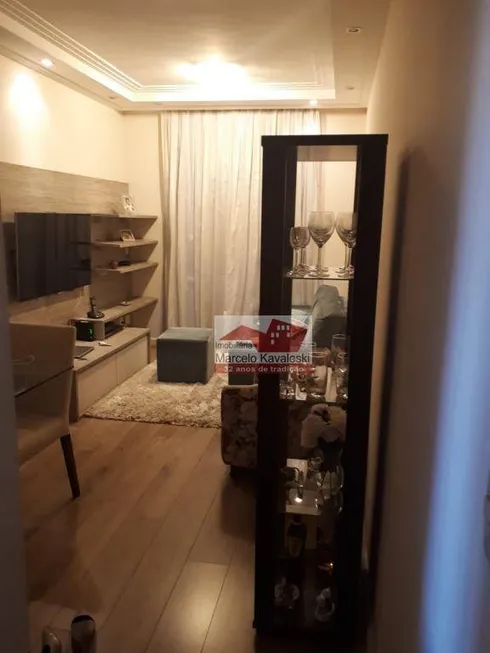 Foto 1 de Apartamento com 2 Quartos à venda, 55m² em Vila Liviero, São Paulo