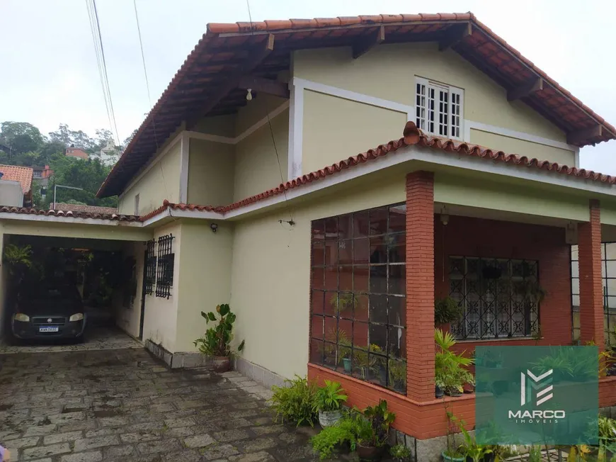 Foto 1 de Casa com 4 Quartos à venda, 130m² em Tijuca, Teresópolis