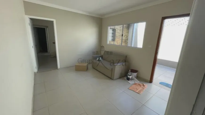 Foto 1 de Casa com 2 Quartos à venda, 80m² em Parque Industrial, São José dos Campos