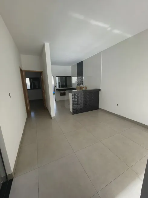 Foto 1 de Casa com 3 Quartos à venda, 95m² em Novo Mundo, Uberlândia