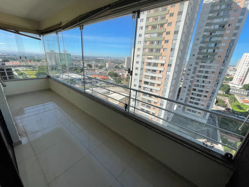 Foto 1 de Apartamento com 3 Quartos para alugar, 90m² em Parque Amazônia, Goiânia