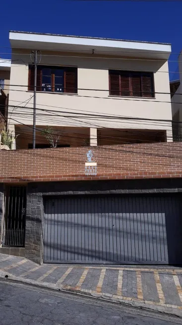 Foto 1 de Sobrado com 3 Quartos para alugar, 150m² em Chora Menino, São Paulo
