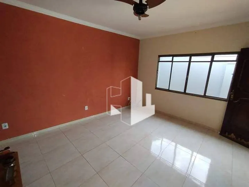 Foto 1 de Casa com 3 Quartos à venda, 190m² em Jardim Olimpia, Jaú