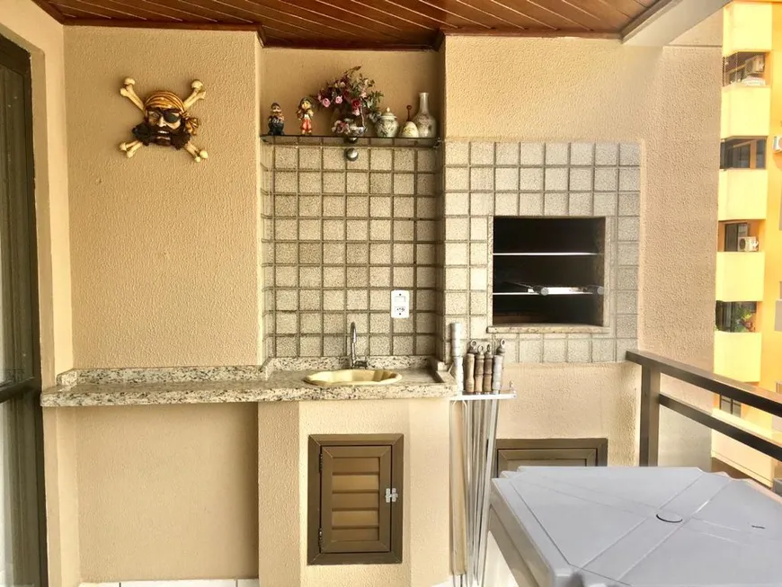 Foto 1 de Apartamento com 3 Quartos à venda, 120m² em Meia Praia, Itapema