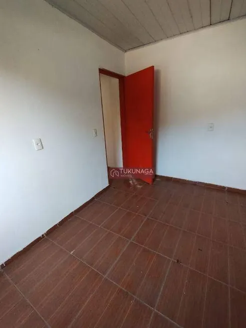 Foto 1 de Casa com 1 Quarto para alugar, 30m² em Vila Rio de Janeiro, Guarulhos