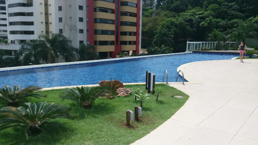 Foto 1 de Apartamento com 3 Quartos à venda, 128m² em Loteamento Aquarius, Salvador