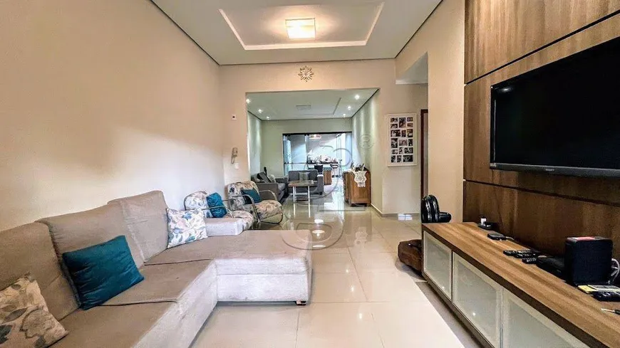 Foto 1 de Casa de Condomínio com 3 Quartos à venda, 127m² em Jardim Burle Marx, Londrina