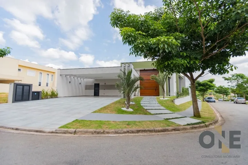 Foto 1 de Casa de Condomínio com 4 Quartos à venda, 342m² em Granja Viana, Cotia