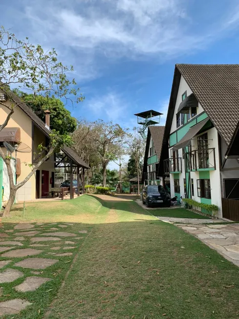 Foto 1 de Casa de Condomínio com 3 Quartos à venda, 86m² em Centro, Chapada dos Guimarães