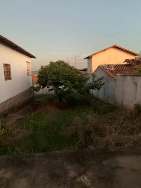 Foto 1 de Lote/Terreno à venda, 151m² em Braz Filizola, Sete Lagoas