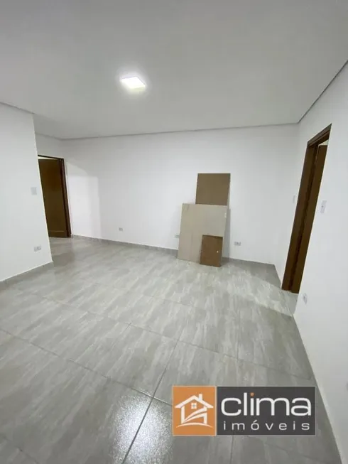 Foto 1 de Casa com 2 Quartos para alugar, 100m² em Conjunto Habitacional Presidente Castelo Branco, Carapicuíba