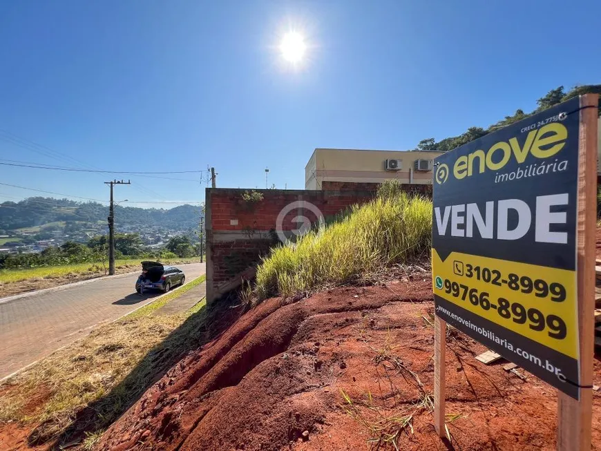 Foto 1 de Lote/Terreno à venda, 300m² em Floresta, Estância Velha