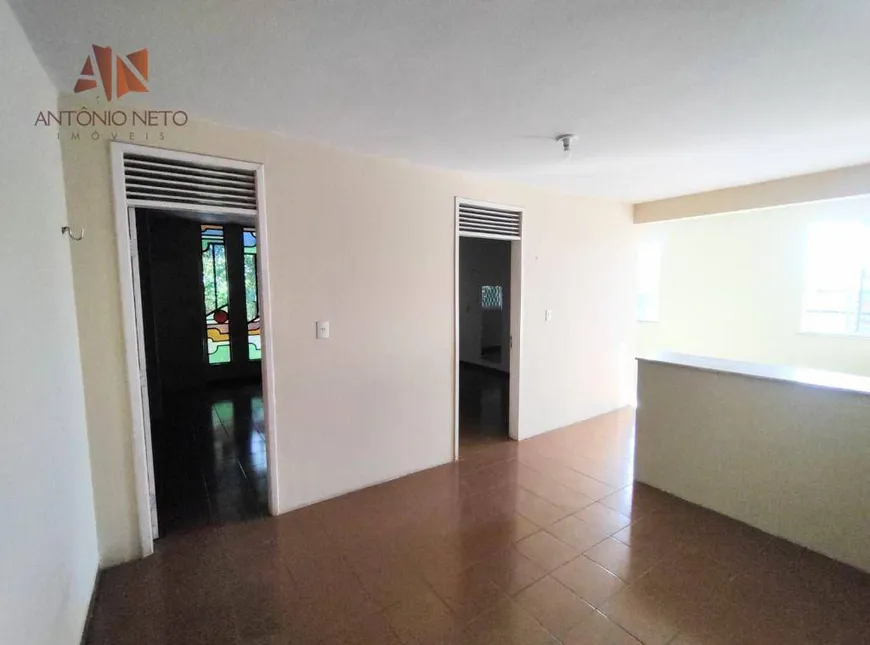 Foto 1 de Apartamento com 2 Quartos para alugar, 60m² em Carlito Pamplona, Fortaleza