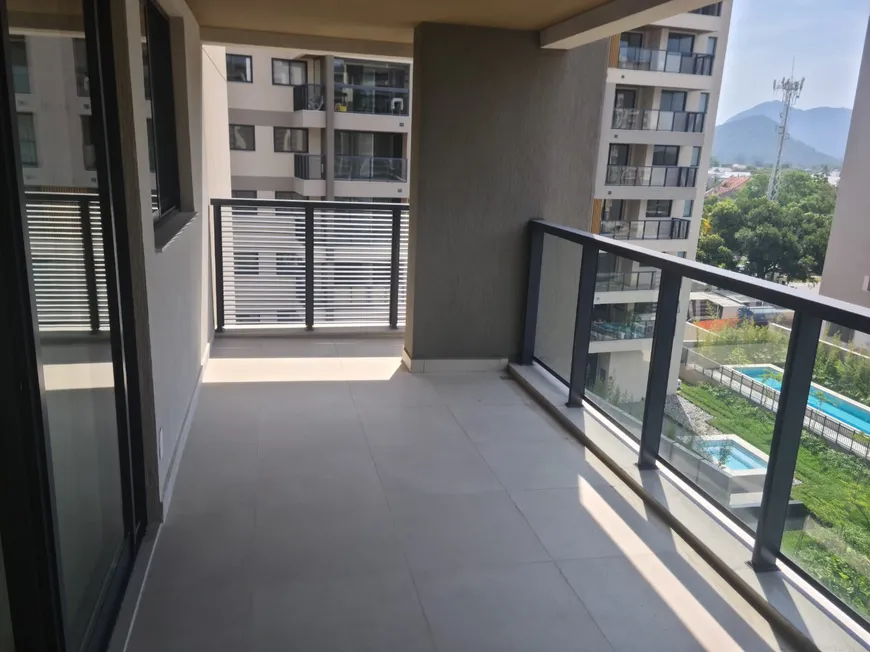 Foto 1 de Apartamento com 3 Quartos à venda, 106m² em Barra da Tijuca, Rio de Janeiro