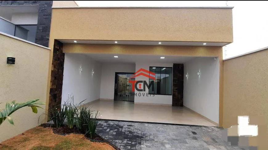 Foto 1 de Casa com 3 Quartos à venda, 129m² em Setor Cristina, Trindade