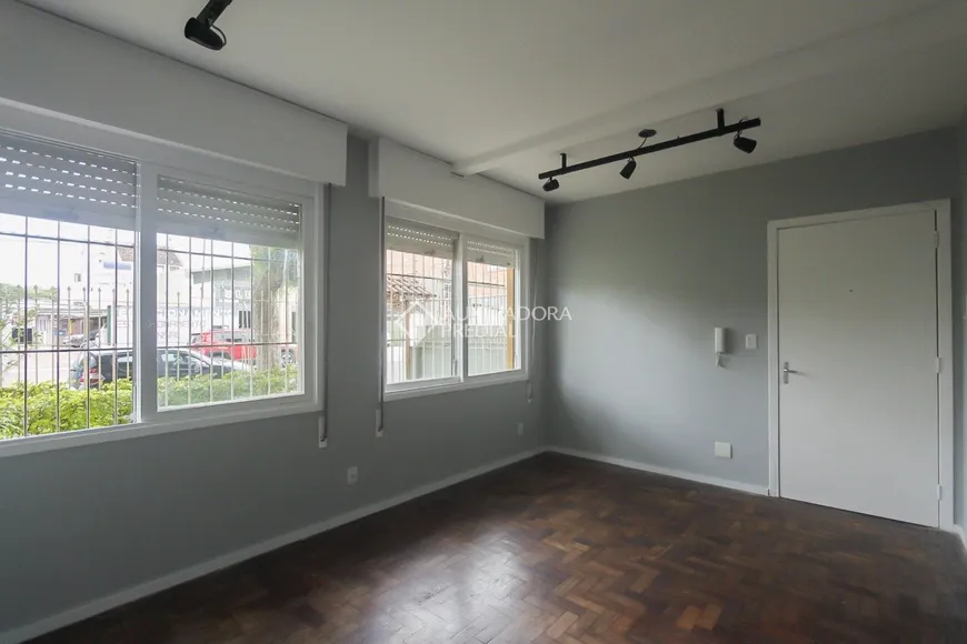 Foto 1 de Apartamento com 1 Quarto à venda, 34m² em Jardim Botânico, Porto Alegre